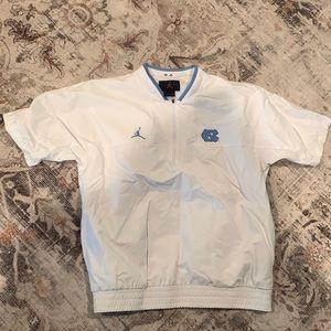 Nike UNC Tarheels lightweight pullover